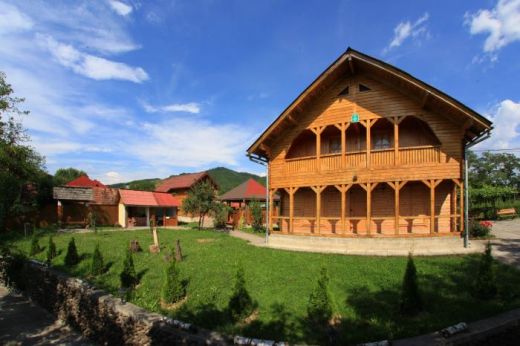 Pensiunea Dumbrava Minunata