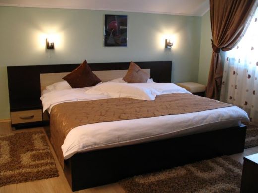 Pensiunea Sun House