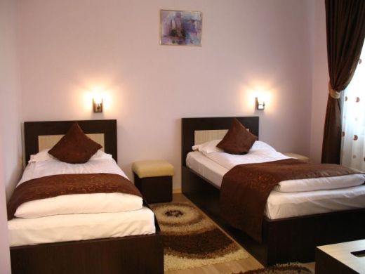 Pensiunea Sun House