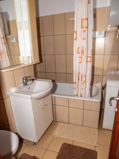 Apartament regim hotelier La Rasarit Apartament
