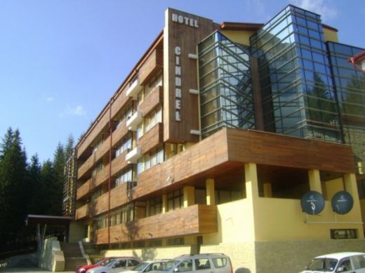 Hotel Cindrel, Paltinis