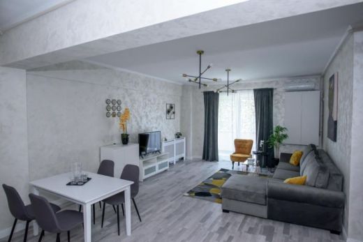 Apartament regim hotelier MOON LIGHT LUXURY APARTMENTS