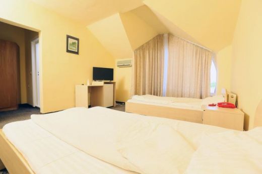 Hotel – Corola