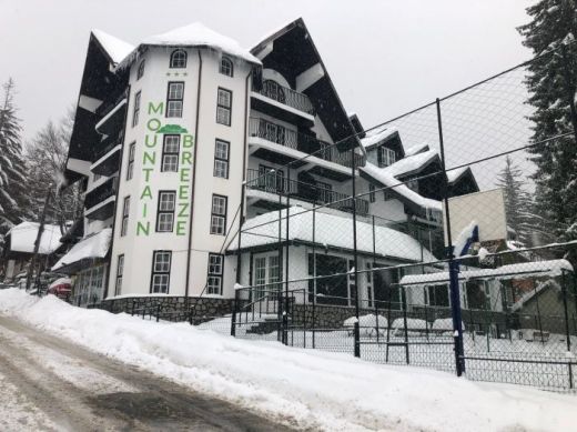 Hostel Mountain Breeze
