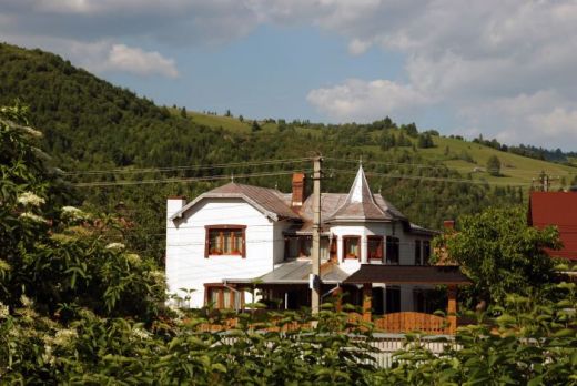 Pensiunea Casa Bianca, Vama
