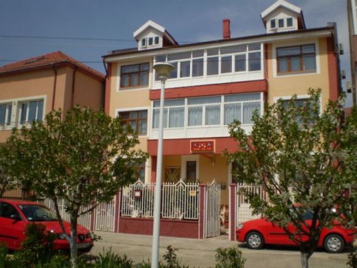 Vila CASA CU LEI
