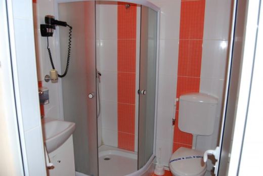 Hotel DIDONA-B, Sendreni