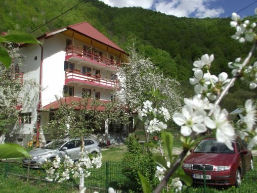 Pensiunea Lazar