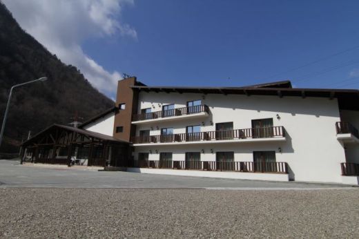 Hotel CLASS, Brezoi
