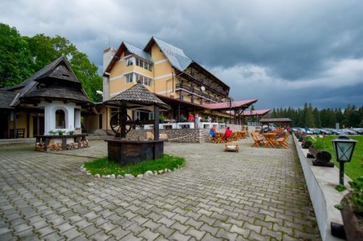 Hotel Cabana Trei Brazi