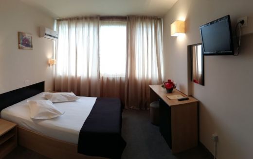 Hotel Flora
