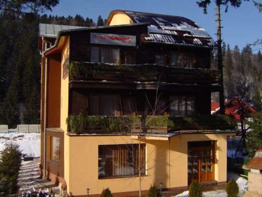 Pensiunea Crescent
