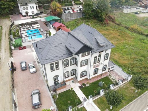 Vila Crinilor